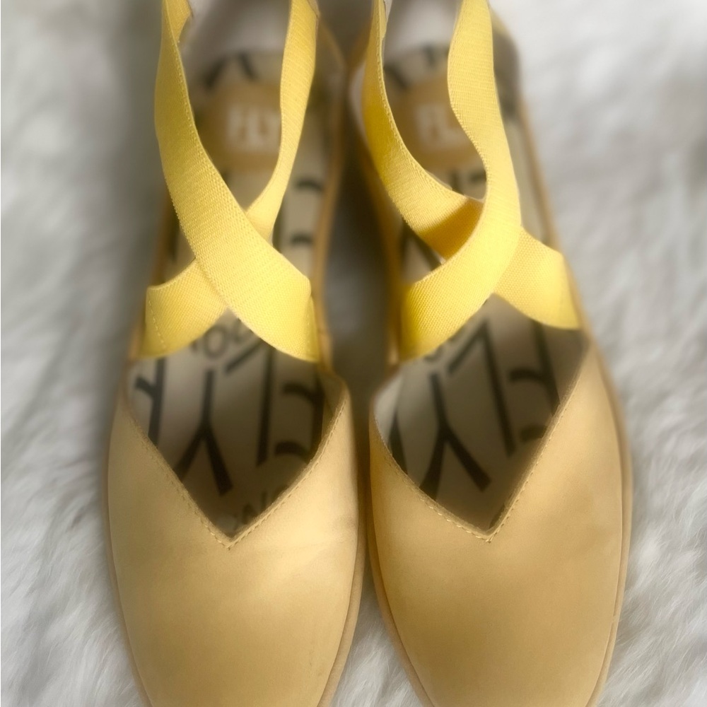 Fly London Women's Yellow Cross-Strap Shoes Size 40 - Picture 2 of 8